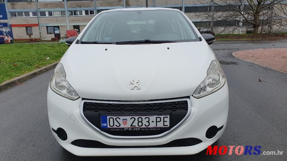 2014' Peugeot 208 1,4 Hdi photo #3