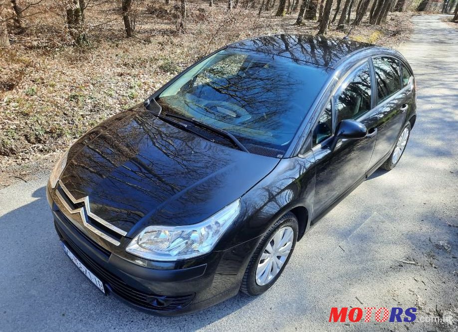 2007' Citroen C4 1,6 Hdi 16V photo #1