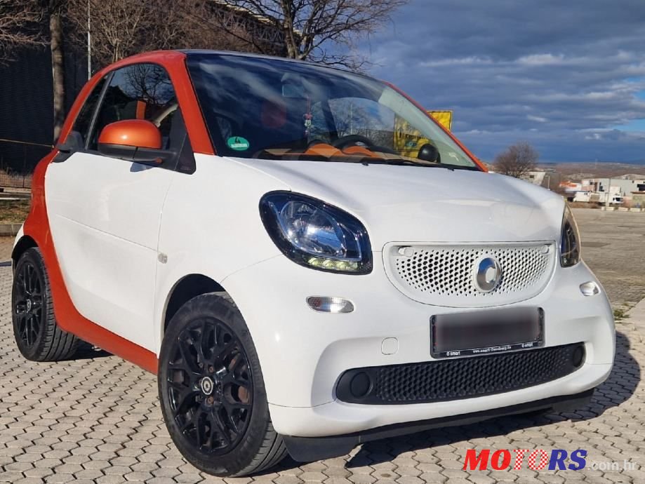 2016' Smart Fortwo photo #2