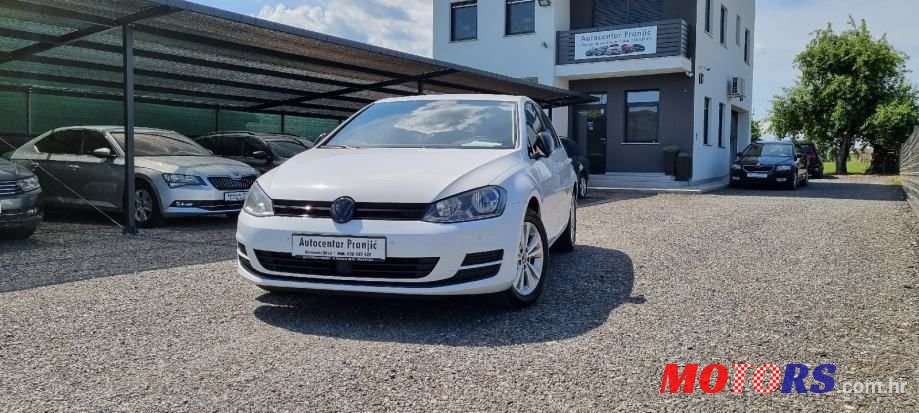 2016' Volkswagen Golf 7 1,6 Tdi Bmt photo #2
