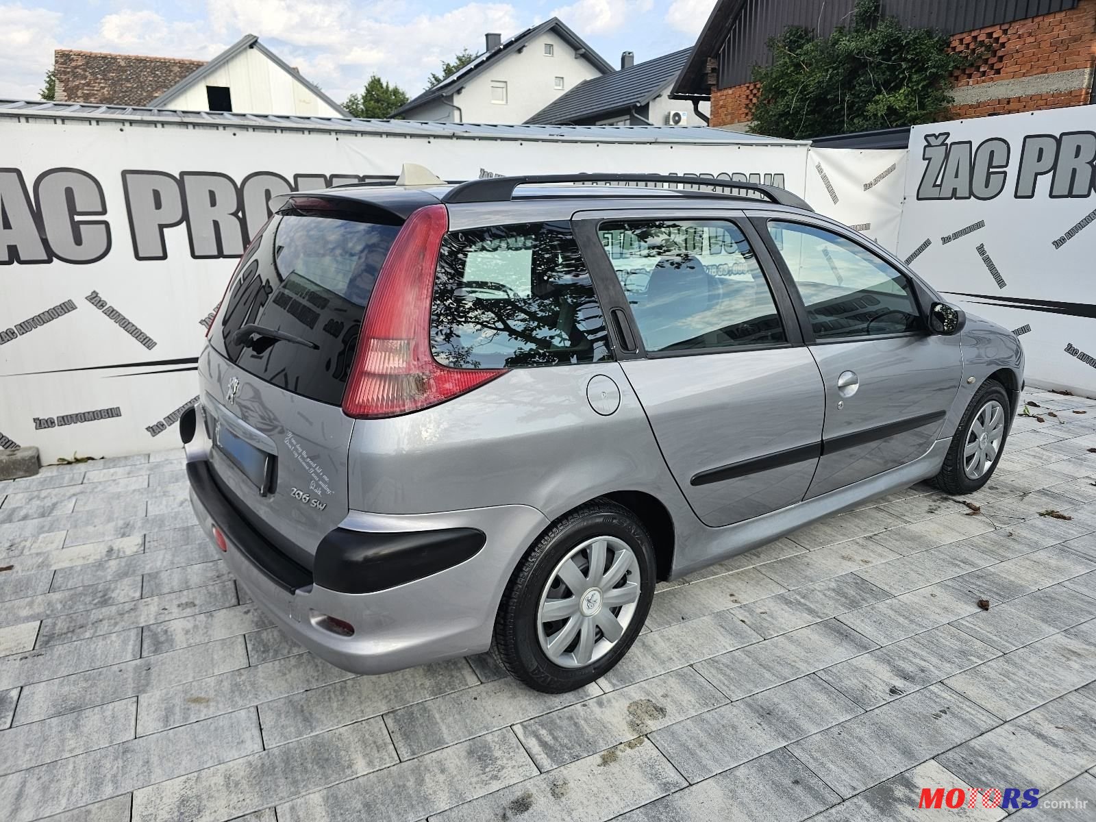 2003' Peugeot 206 Break photo #1