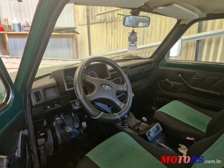 2007' Lada Niva 1.7 photo #6