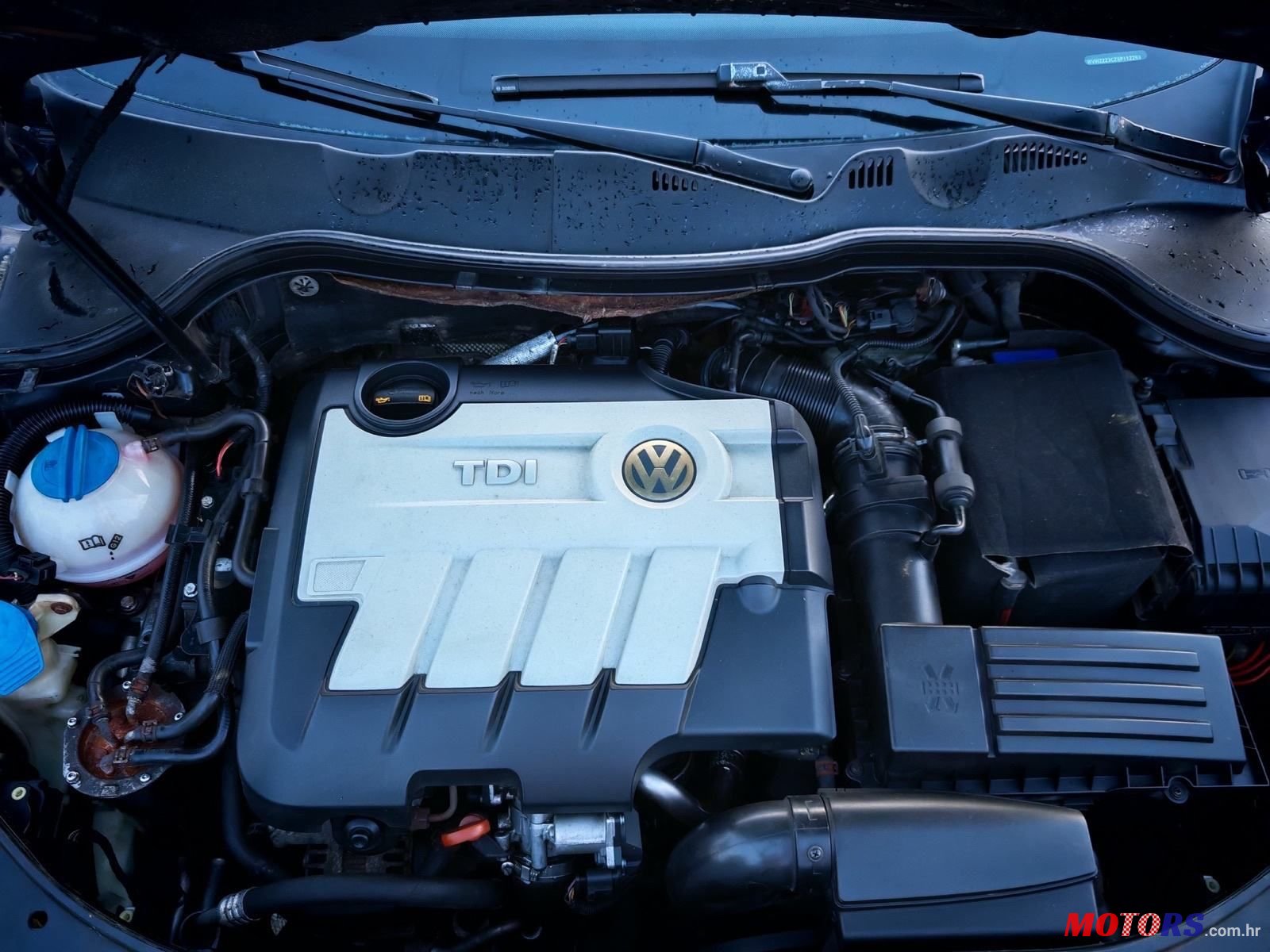 2008' Volkswagen Passat 2,0 Tdi photo #6