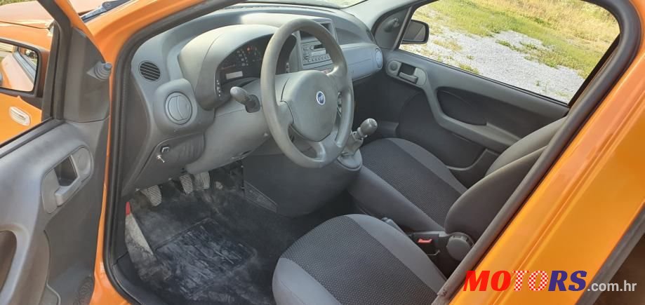 2006' Fiat Panda photo #5