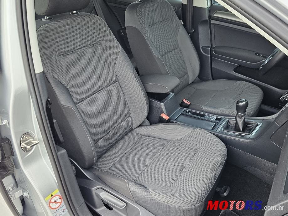 2013' Volkswagen Golf 7 1,6 Tdi Bmt photo #4