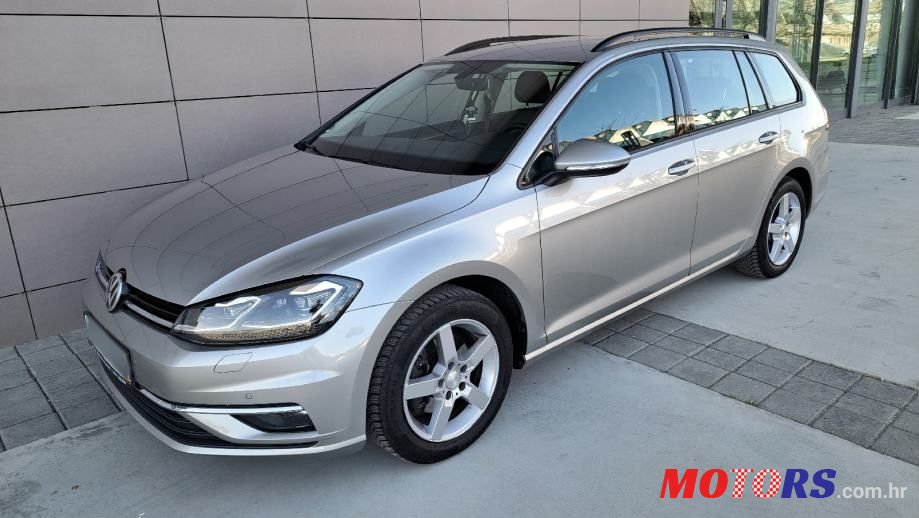 2018' Volkswagen Golf VII photo #2