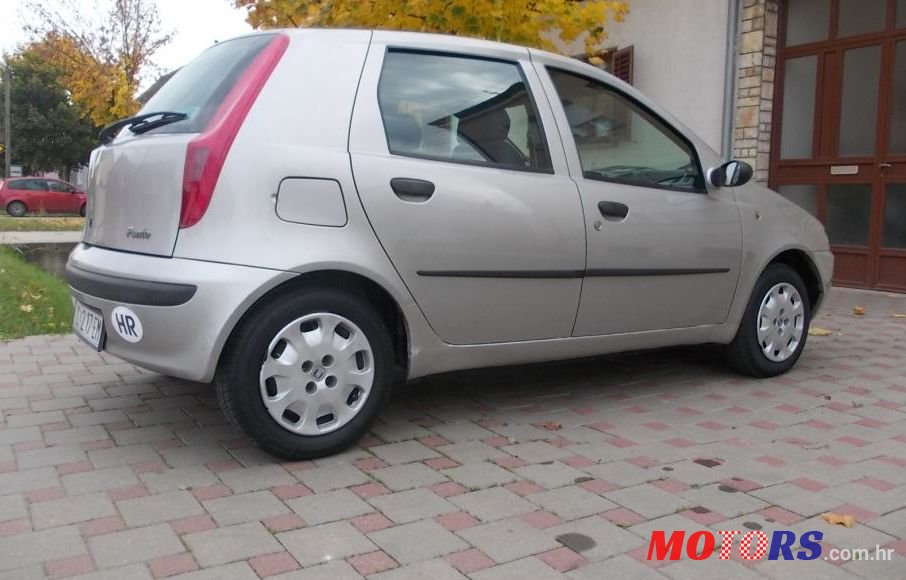 2002' Fiat Punto 1,2 photo #1