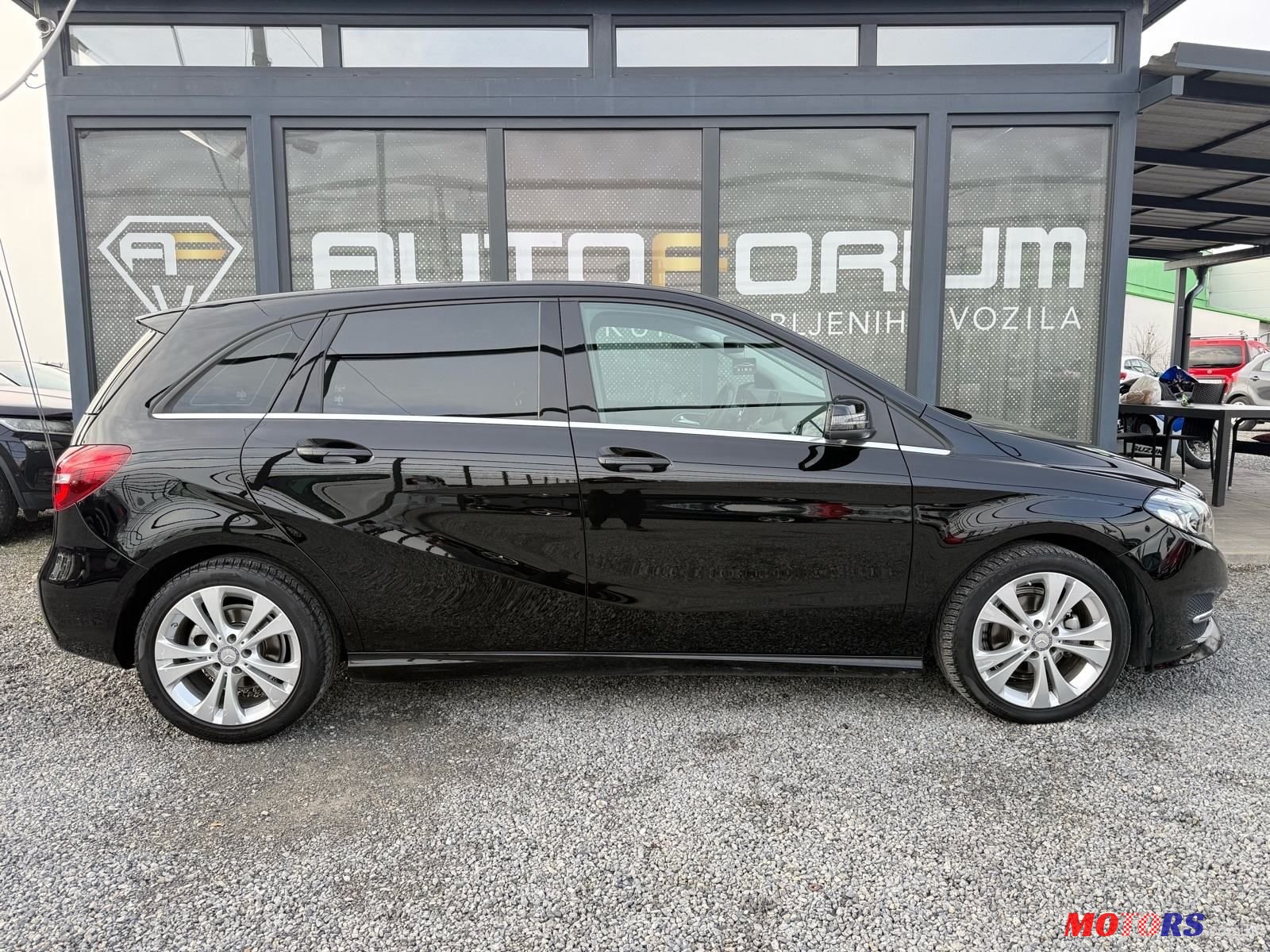 2016' Mercedes-Benz B-Klasa 180 D photo #6