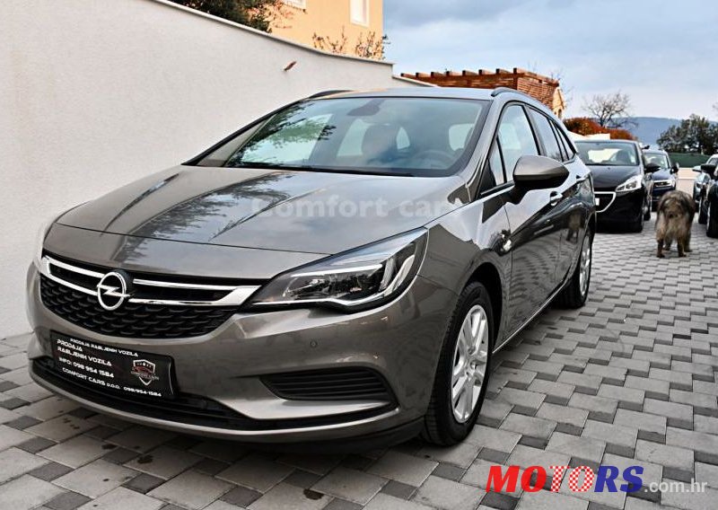 2016' Opel Astra Karavan 1,6 Cdti photo #1