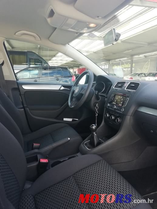 2010' Volkswagen Golf 6 1,6 Tdi photo #6