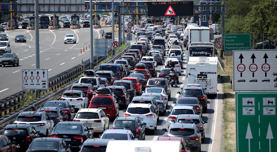 Vozači gube strpljenje, revolucionarni sustav naplate cestarine mogao bi kasniti: Pojavio se problem