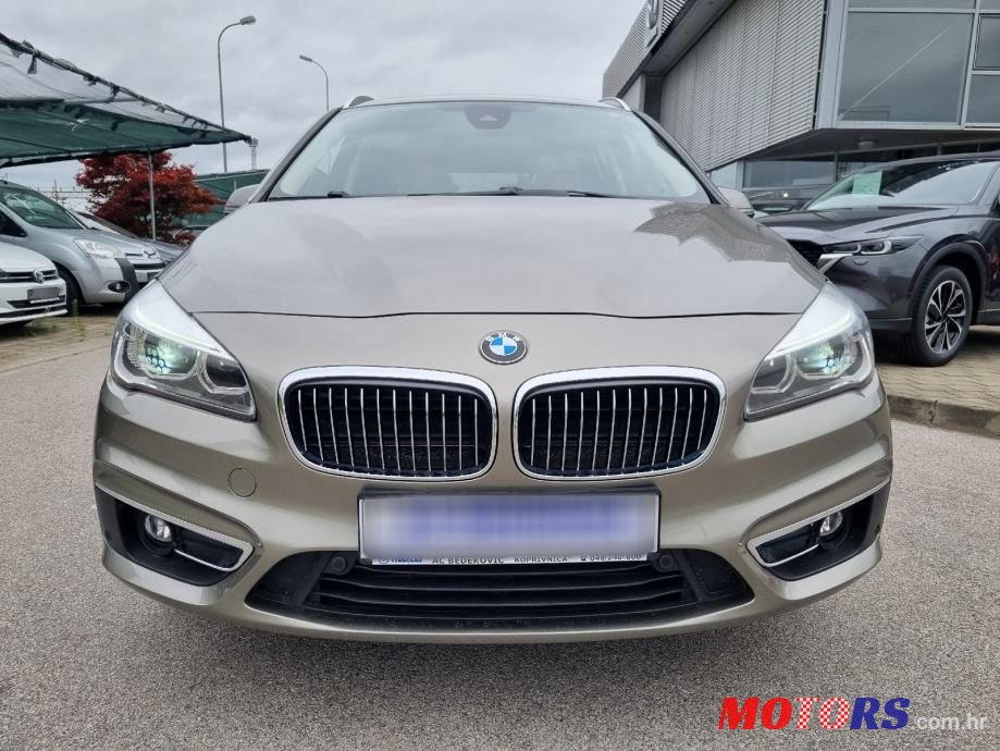 2015' BMW Serija 2 Gran Tourer photo #2