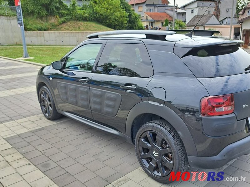 2015' Citroen C4 Cactus 1,6 Bluehdi photo #3