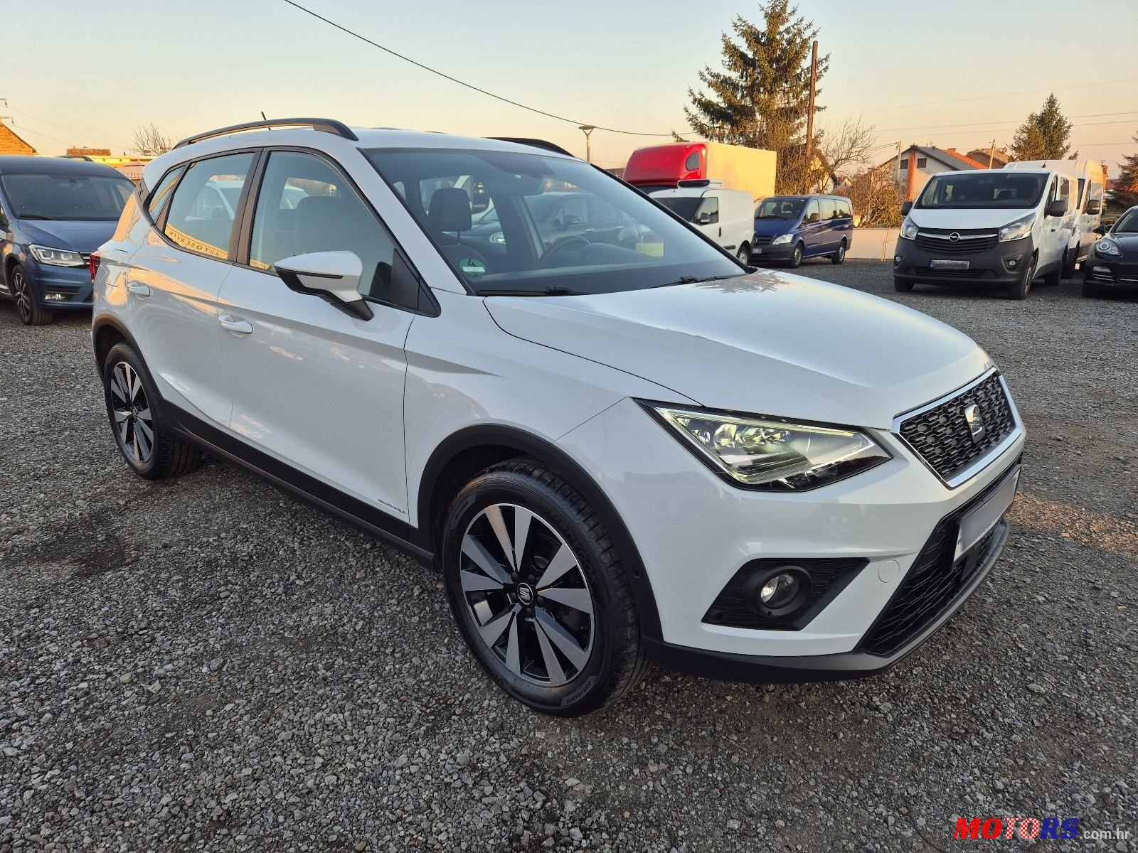 2020' SEAT Arona 1,0 Tsi photo #3