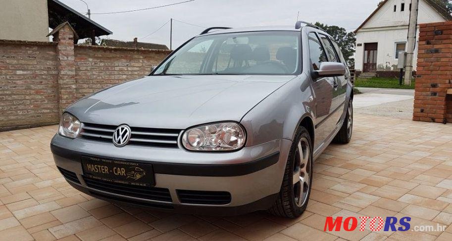 2004' Volkswagen Golf IV photo #1