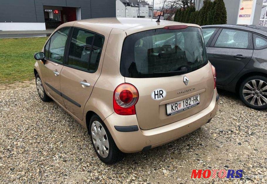 2005' Renault Modus 1,5 Dci photo #2