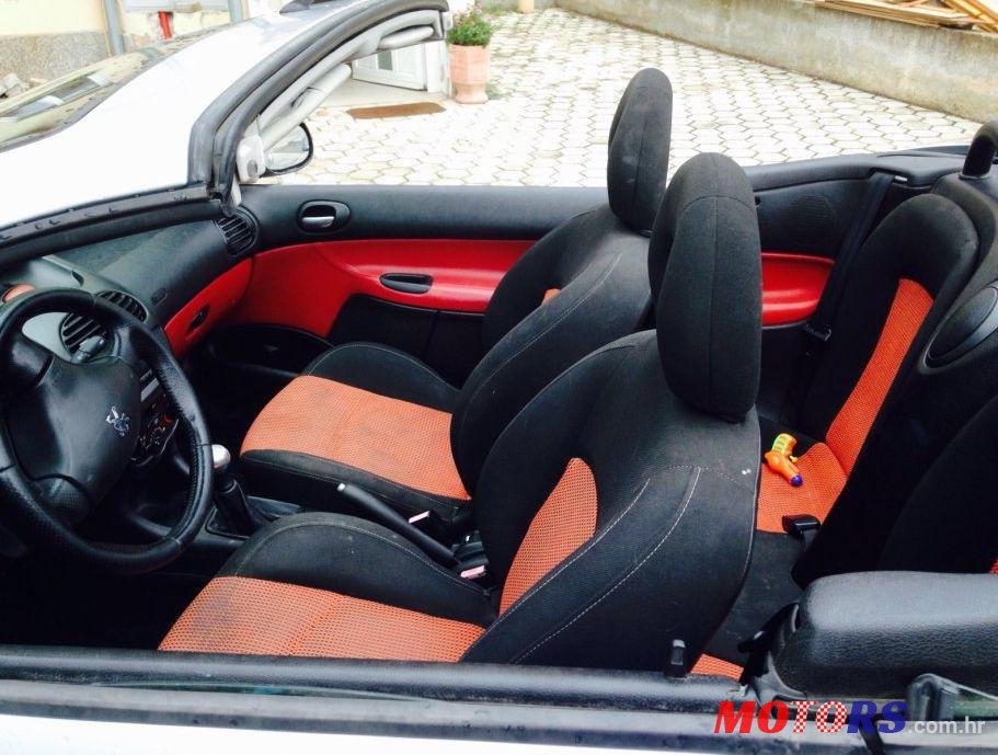 2002' Peugeot 206 206 CC 1,6 16V photo #3