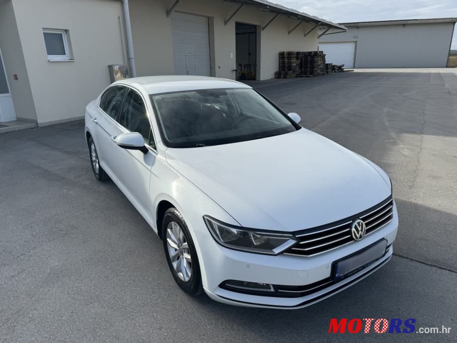 2016' Volkswagen Passat 2,0 Tdi Bmt Dsg photo #2