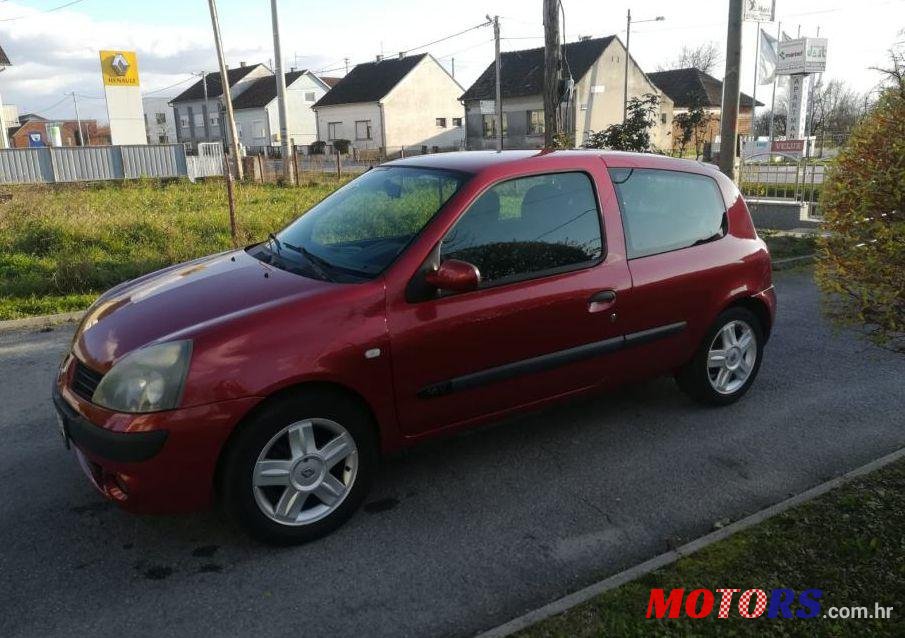 2004' Renault Clio 1,2 16V photo #1