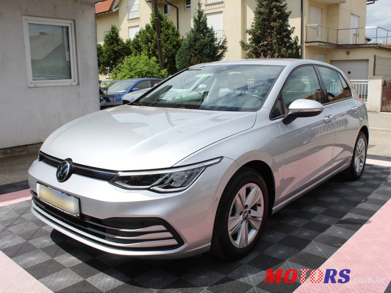 2020' Volkswagen Golf VIII 1,5 Tsi photo #2