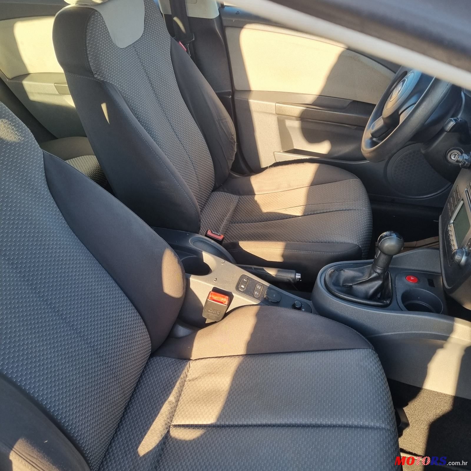 2006' SEAT Leon 1,9 Tdi photo #5