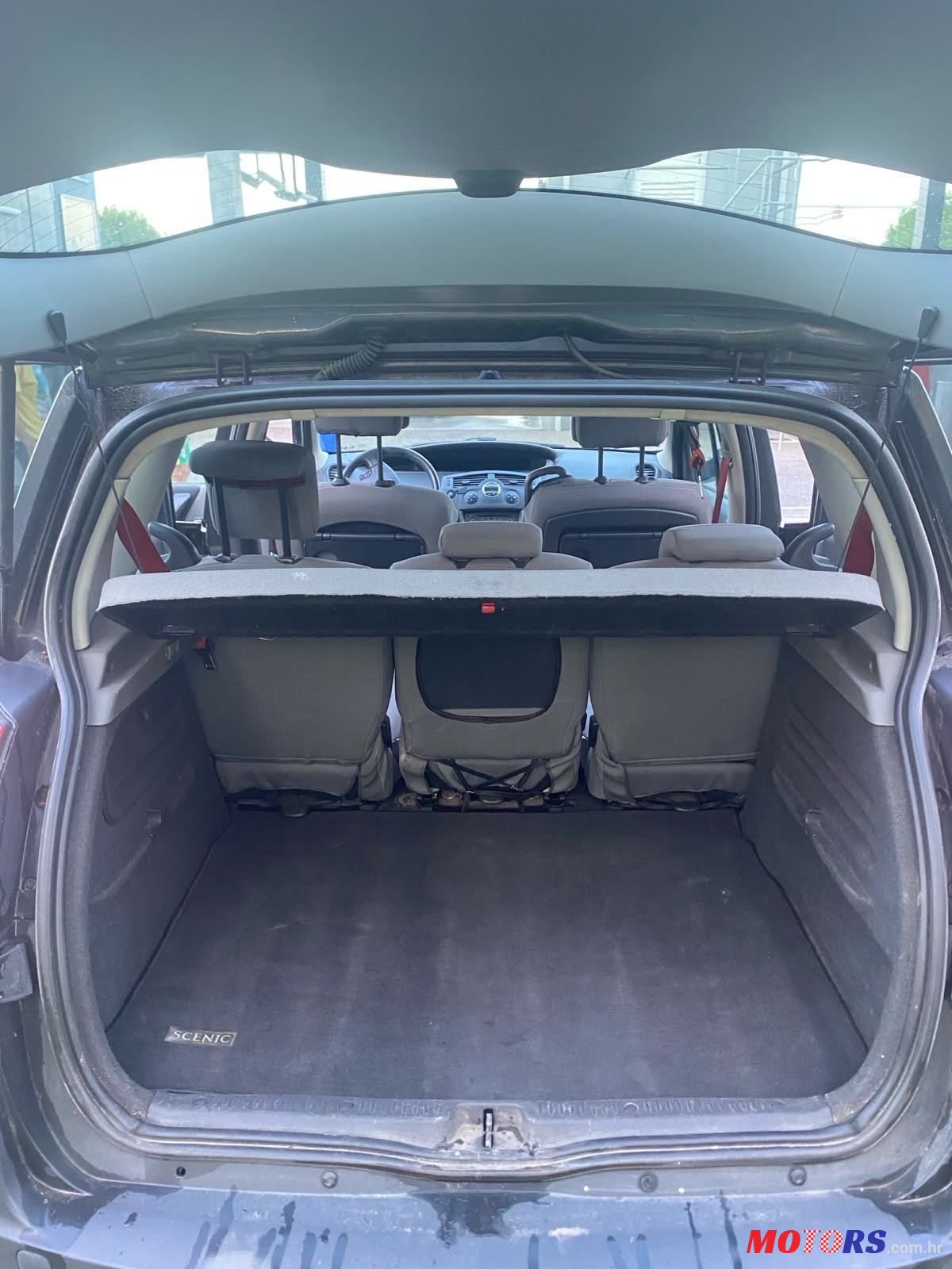 2008' Renault Scenic 1,9 Dci photo #1
