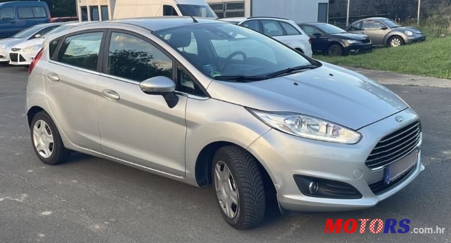 2013' Ford Fiesta Sport photo #2