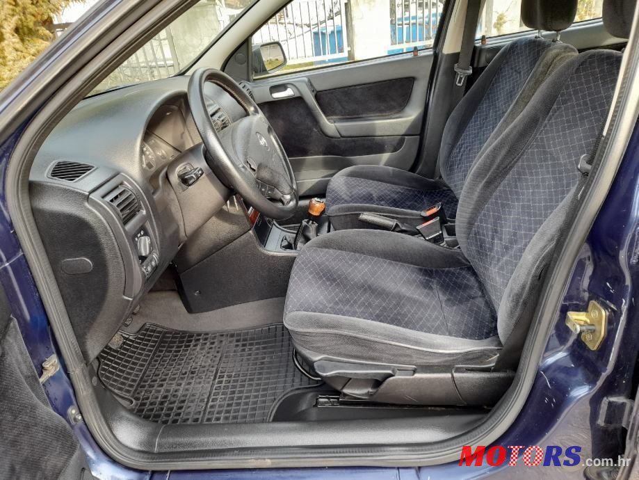 2000' Opel Astra 1,6 Cdx photo #2