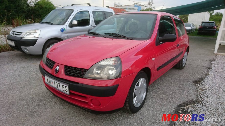 2003' Renault Clio photo #2