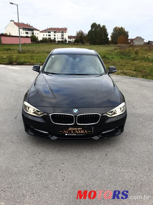 2013' BMW Serija 3 318D photo #2