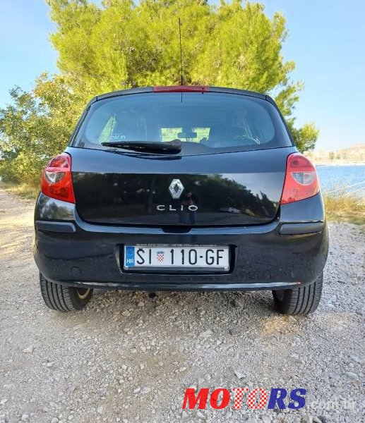 2007' Renault Clio 1,2 16V photo #6