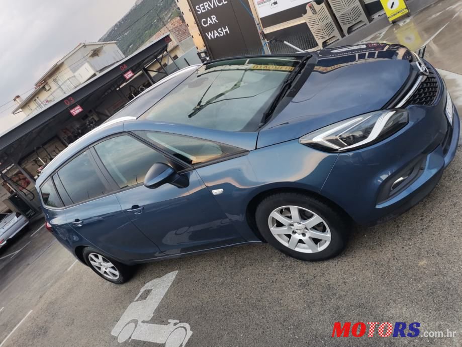 2017' Opel Zafira 1.6 Cdti photo #5