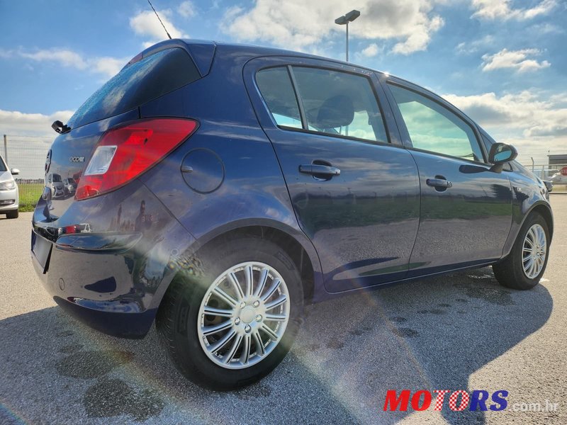 2013' Opel Corsa 1,3 Cdti photo #3