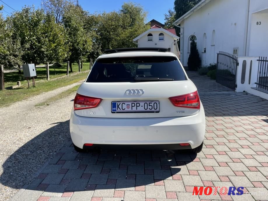 2011' Audi A1 photo #2