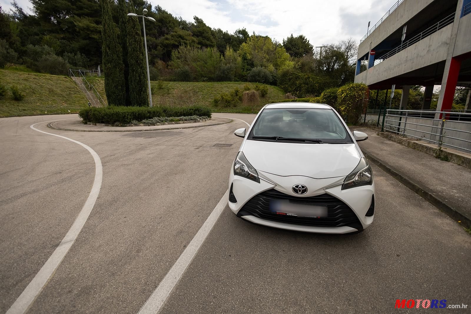 2018' Toyota Yaris 1,5 Vvt-I photo #1