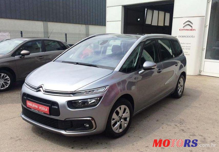 2017' Citroen C4 Grand Picasso photo #1