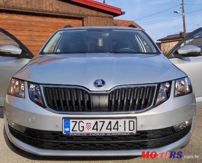 2020' Skoda Octavia Combi photo #1
