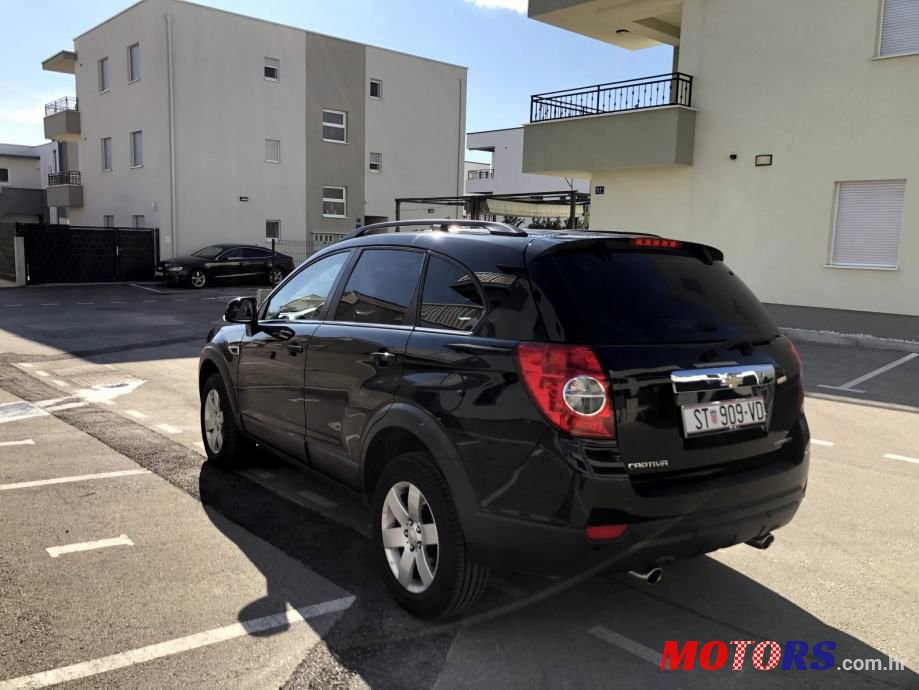 2012' Chevrolet Captiva photo #3