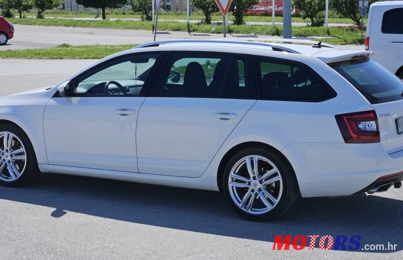 2018' Skoda Octavia Combi photo #4