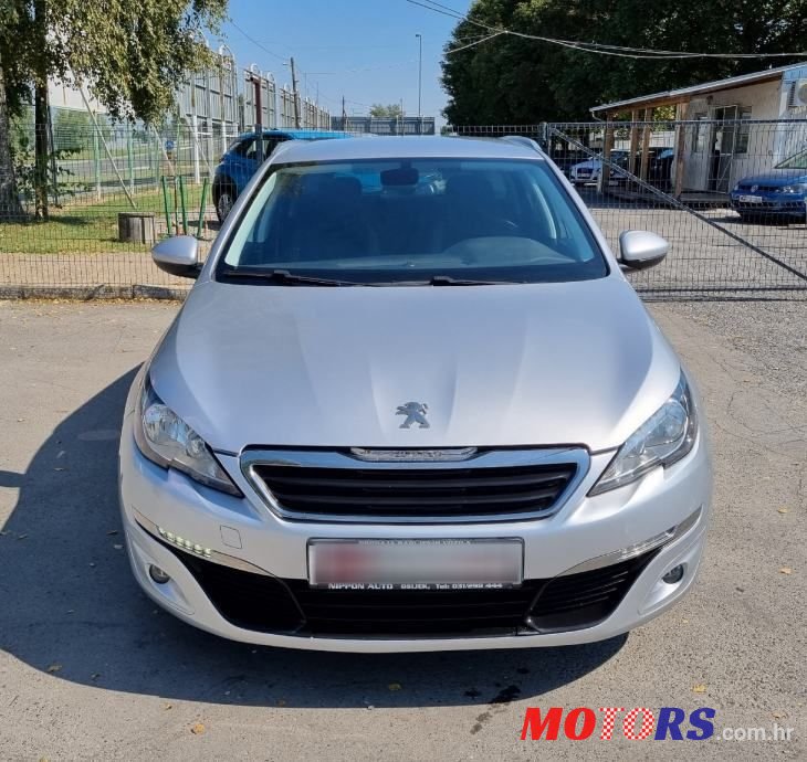 2016' Peugeot 308 Sw photo #2