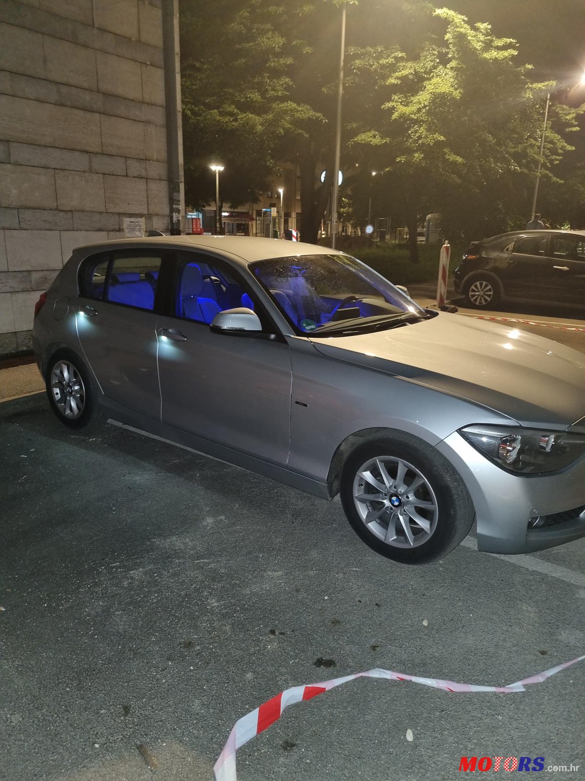 2012' BMW 118 D photo #2