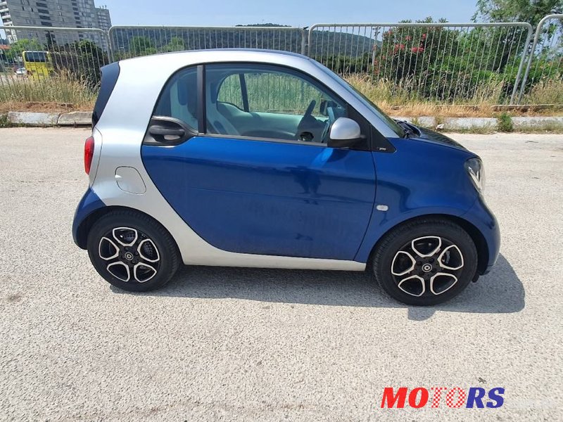 2017' Smart Fortwo 1.0 photo #2