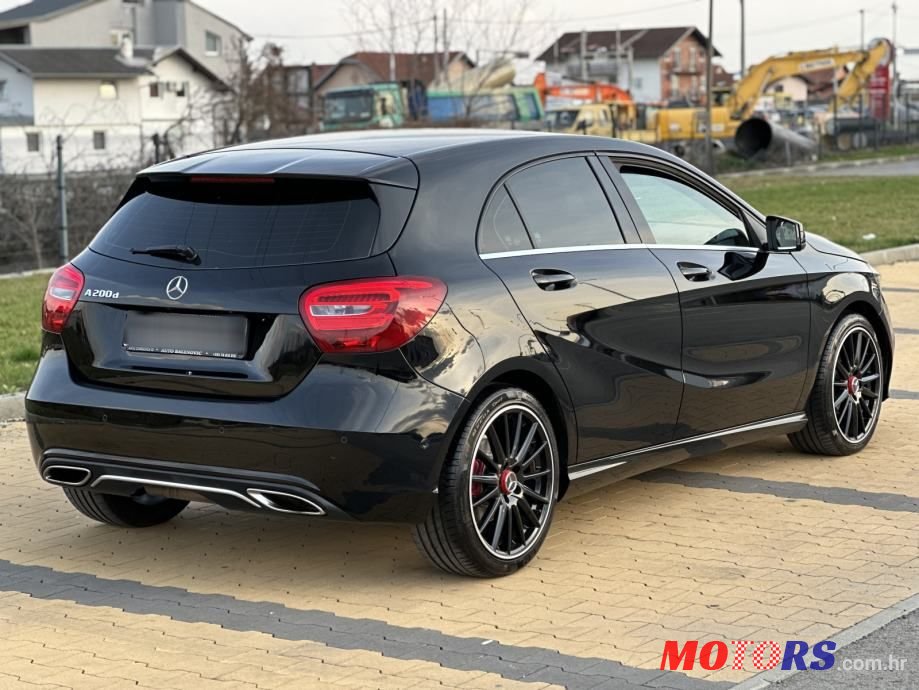 2017' Mercedes-Benz A-Klasa 200 Cdi Sport photo #3