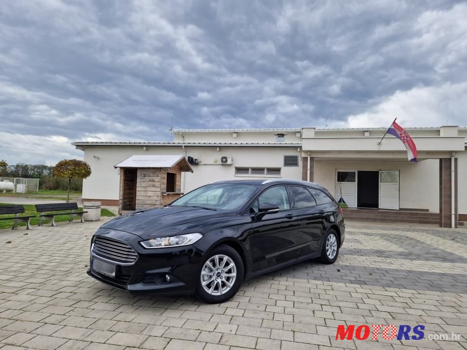 2017' Ford Mondeo Karavan photo #2