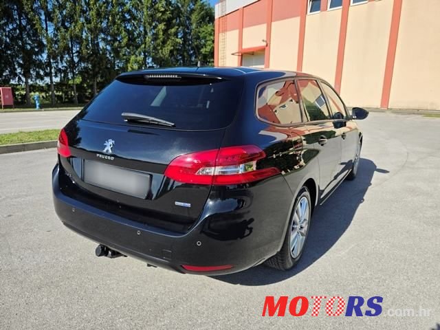 2015' Peugeot 308 Sw photo #6