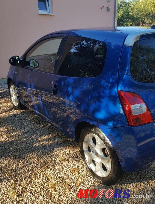 2010' Renault Twingo Gt 1,2 photo #2