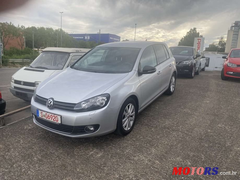 2011' Volkswagen Golf 6 1,6 Tdi photo #1