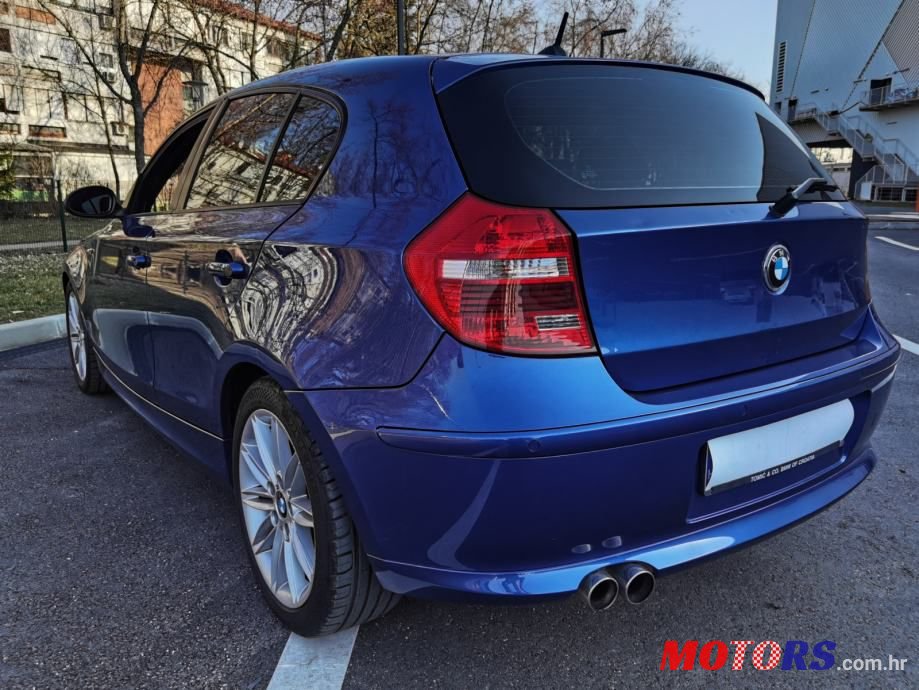 2009' BMW Serija 1 118D photo #4