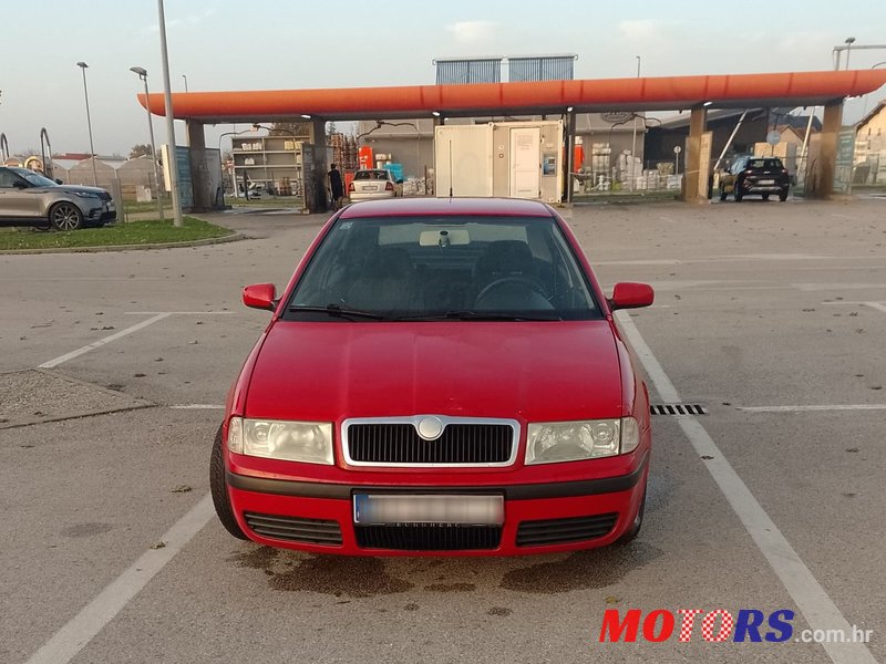 2008' Skoda Octavia 1,6 photo #2