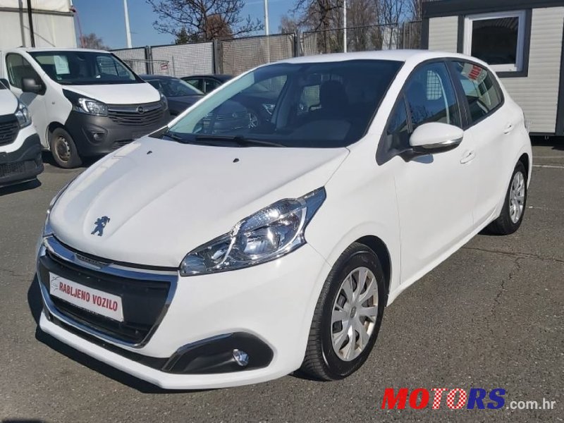 2017' Peugeot 208 photo #2